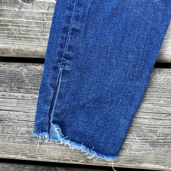 Gap True Skinny Ankle Jeans - Picture 4 of 8